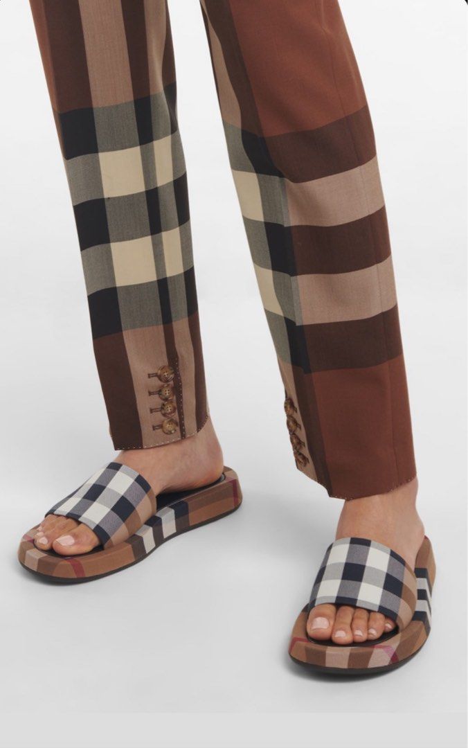 Burberry sandal shop sale