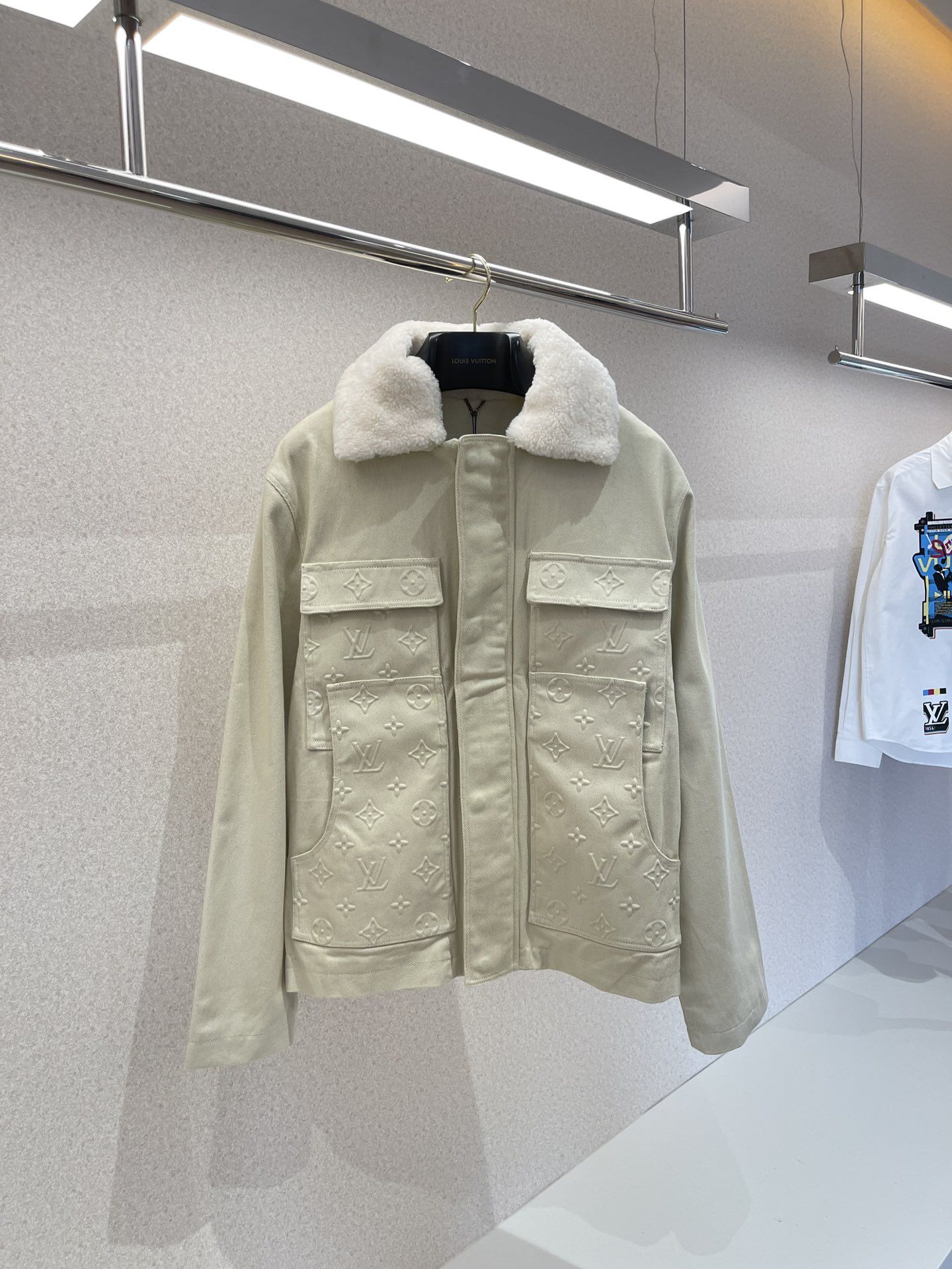 Mens beige jacket best sale with fur collar
