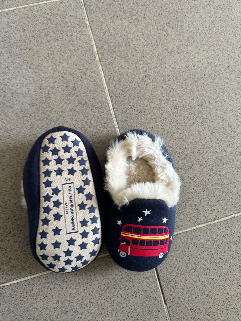 White company hotsell baby slippers