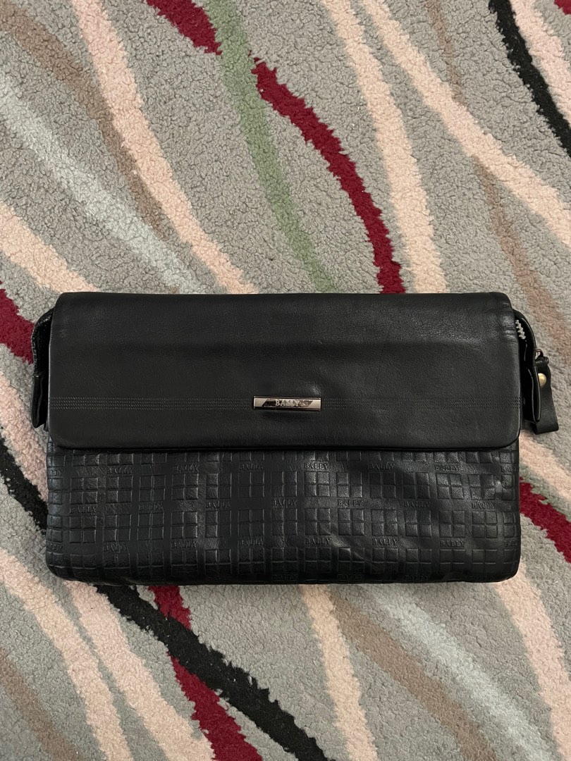 Bally clutch hotsell bag man