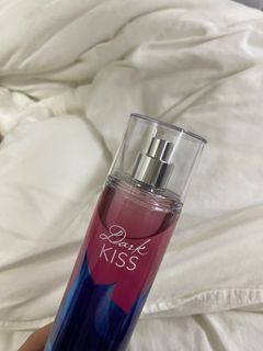 Dark kiss hotsell victoria secret