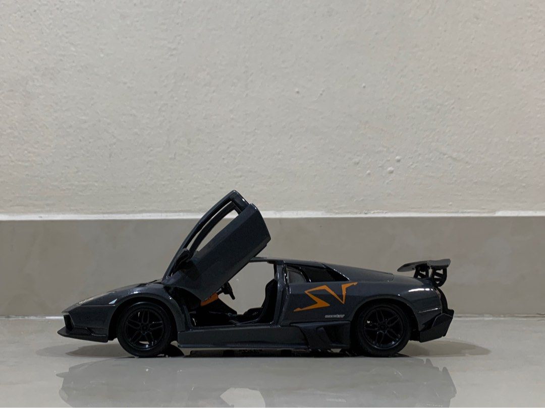 Bburago diecast scale 1:24 Lamborghini Murcielago LP670-4 SV China Edition,  Hobbies & Toys, Toys & Games on Carousell