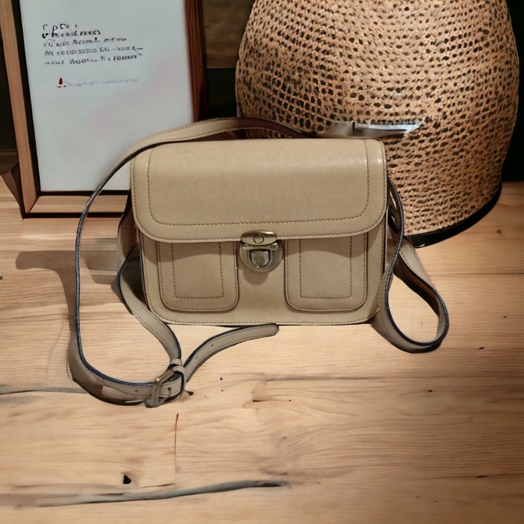 Beige medium size sling bag
