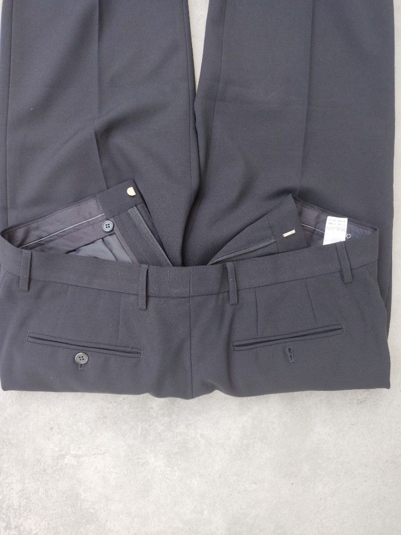 Black Dress Pleated Pants G2000 (Category: Trousers) located in Tarlac. Submitted by ragstofade (Listing ID 1233992059, Image 3). Description: W 17 inch L 39 inch LO 9 inch.