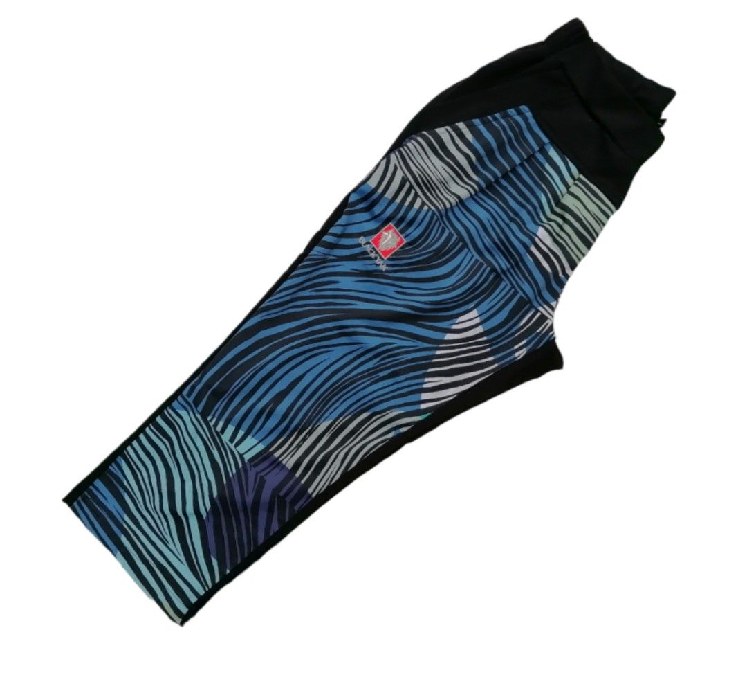 Black Yak 3/4 trek pants (Category: Other Bottoms) located in Cavite. Submitted by shefindsthrift (Listing ID 1234034044, Image 3). Description: Black Yak 3/4 trek pants Med 26- 30 waist stretch 28L 480 Sukat po yan sa medida check mo na lang po See photos posted for details *buyer shoulder the sf *Gcash for payment *NO❌ rush shipping.