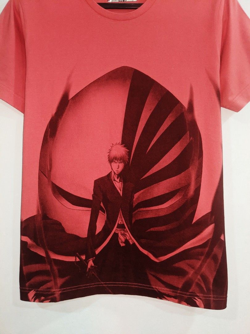 BLEACH - Ichigo Stare T-Shirt