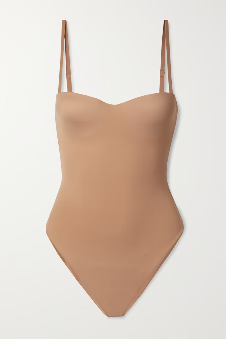 BNWT - SKIMS Thong bodysuit - Sienna, Women's Fashion, Tops, Other Tops on  Carousell