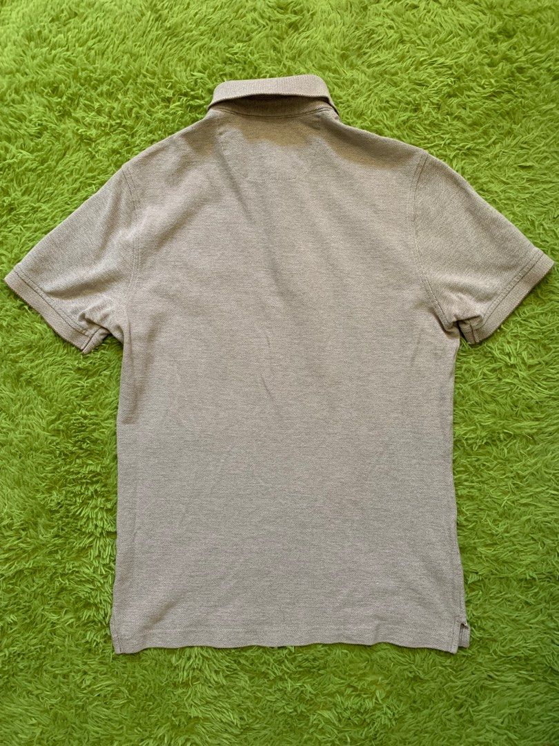 BOGGI Milano Polo Shirt (Category: Tshirts & Polo Shirts ) located in Quezon City. Submitted by rgb1234 (Listing ID 1233976714, Image 2). Description: Brand: BOGGI MILANO Price: Php 599 🎨9.7/10 Quality: Good as new Size: Please see the pics for the dimes ‼️Color might slightly differ due to lighting ‼️We prioritize miners who can pay in advance ‼️No bugus buyers/joy resevers pls.