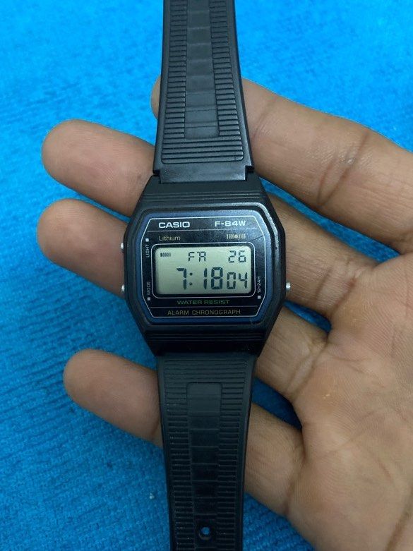Casio f deals 84 w