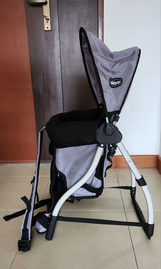 chicco baby back pack carrier, Babies & Kids, Going Out, Carriers