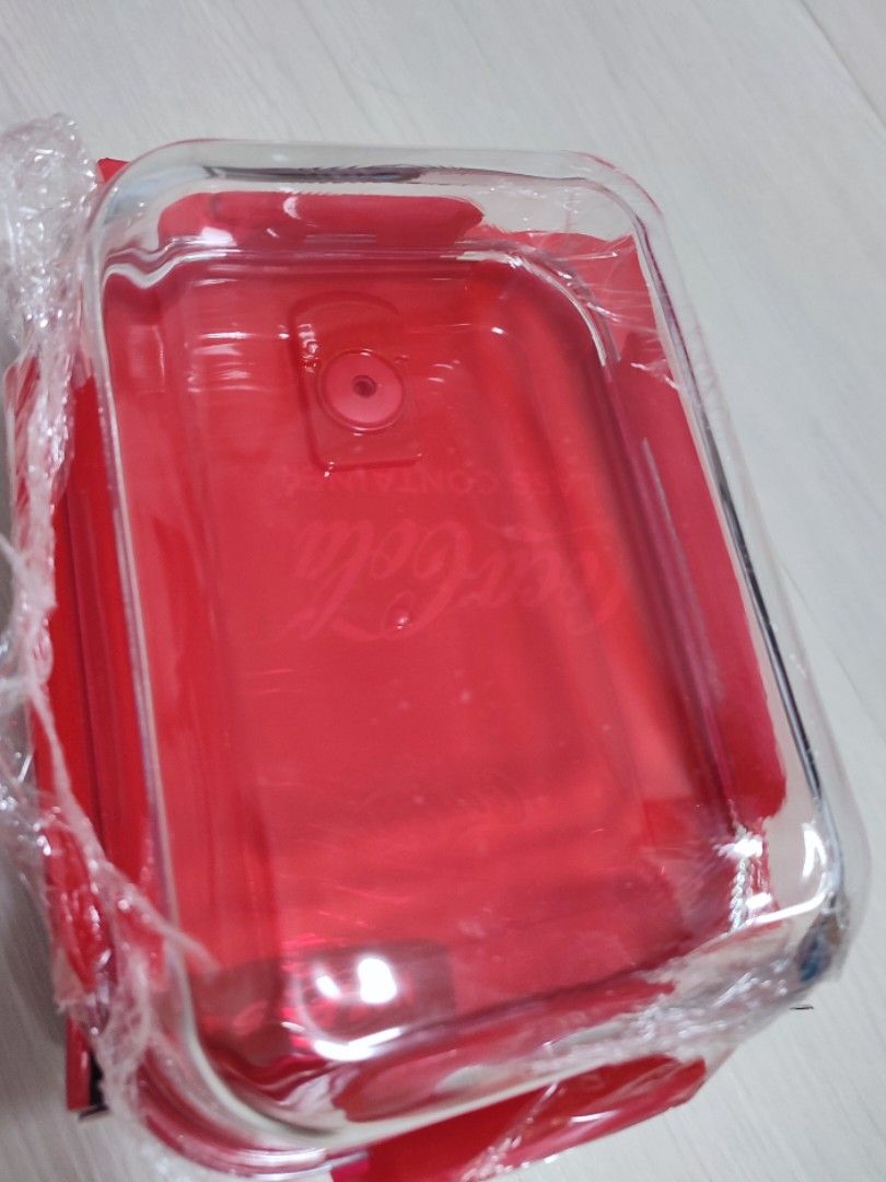 MICROWAVE SAFE GLASS CONTAINER, Furniture & Home Living, Kitchenware
