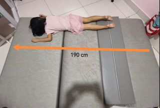 (Category: ) located in . Submitted by kaninchen (Listing ID 1232759834, Image 1). Description: .