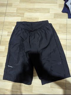 Decathlon cycling shorts with pads