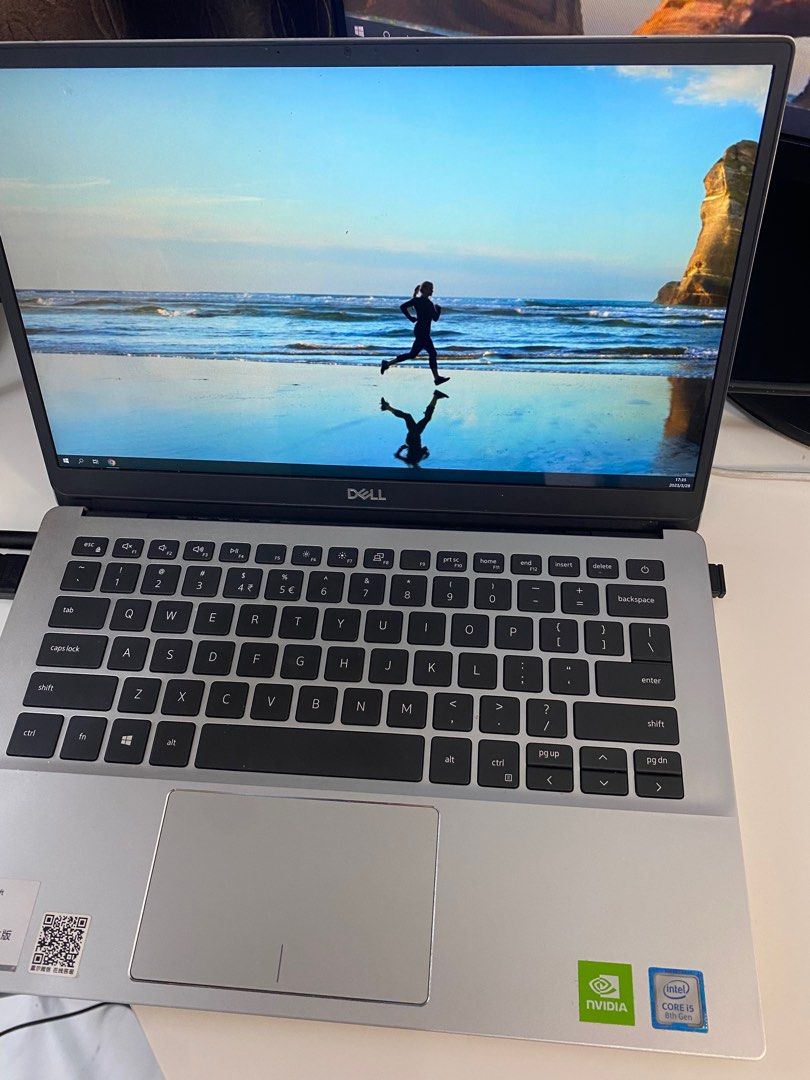 Dell Inspiron 5390 i5 8G 超輕近乎全新, 電腦＆科技, 手提電腦- Carousell