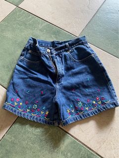 (Category: ) located in . Submitted by ynabg (Listing ID 1233352055, Image 1). Description: .