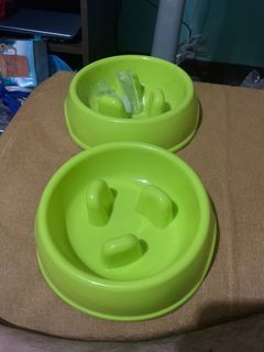 Dog/Cat Food Bowl With Deep Cleaner Brush