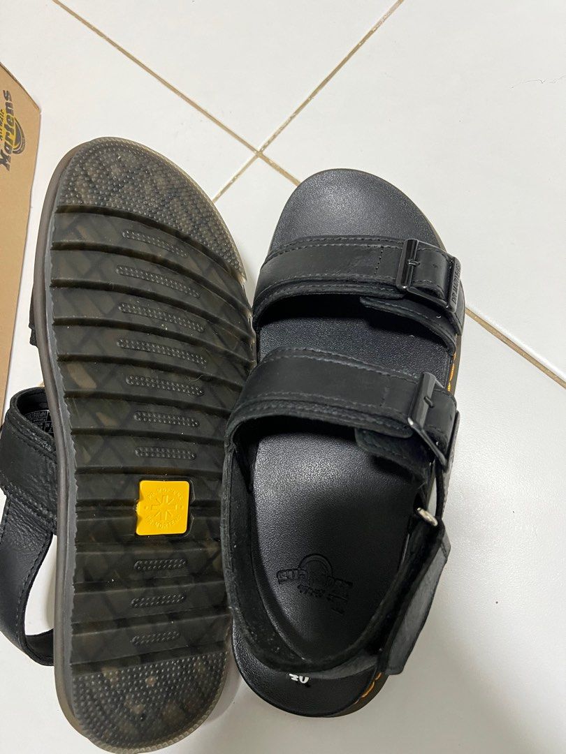 Dr martens athens sandals top
