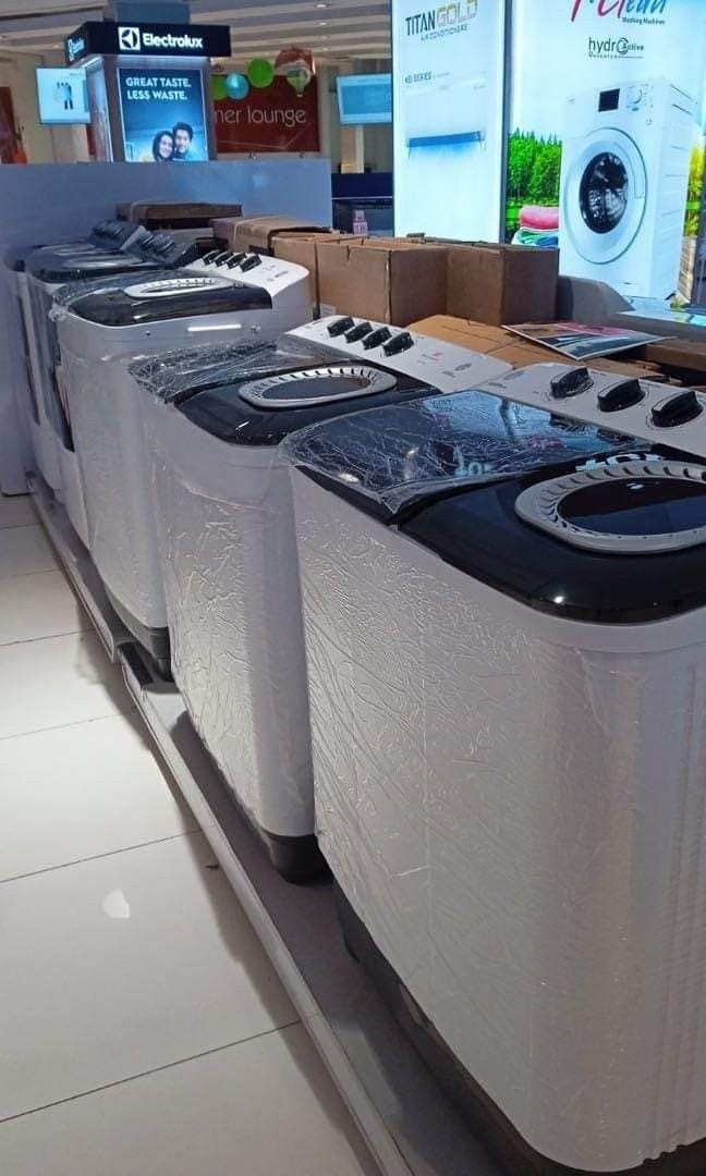 ELECTROLUX TWIN TUB WASHING MACHINE, TV & Home Appliances, Washing