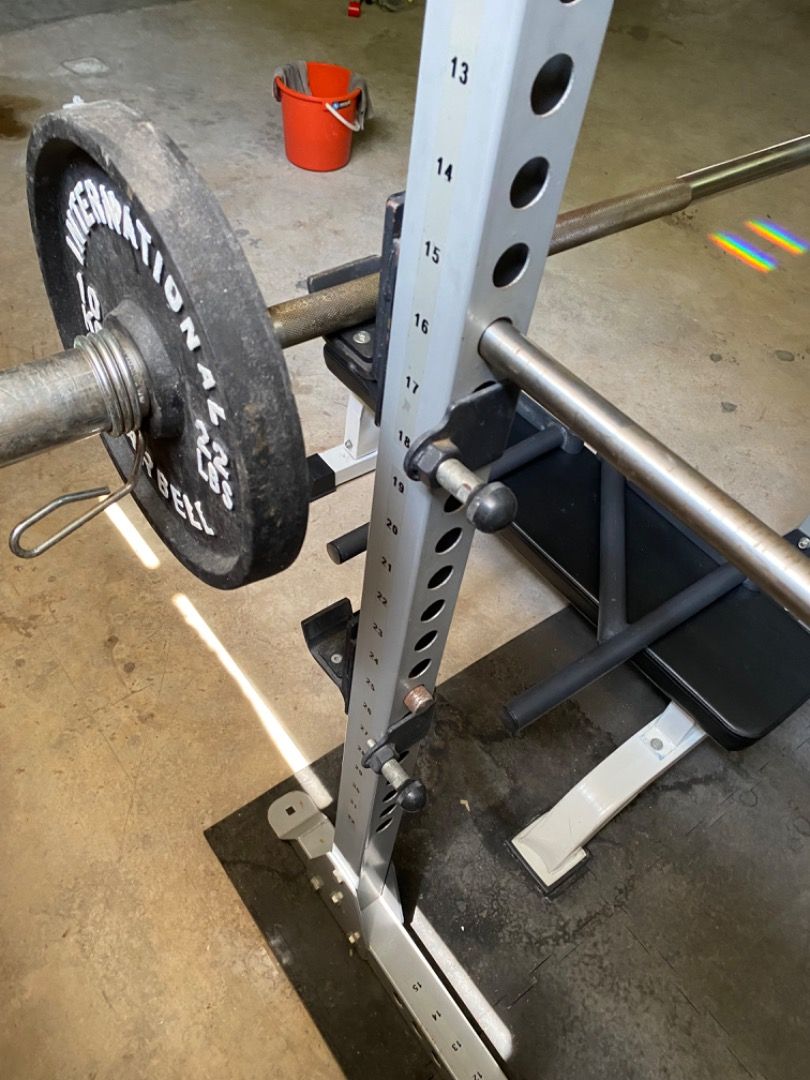 Force Power Rack, bench, bar, plates and mat, Sports Equipment