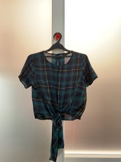 Forever 21 crop shirt