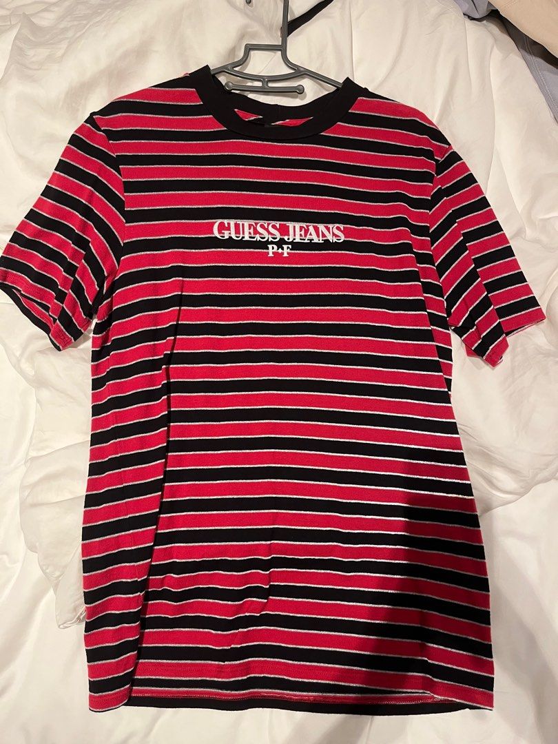 Guess red on sale and black shirt