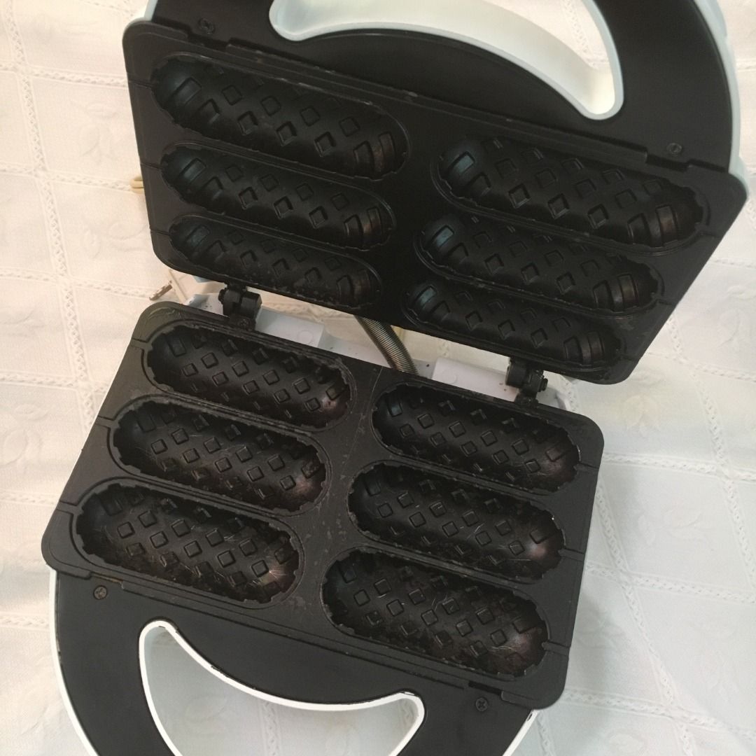 Hanabishi Hotdog Waffle Maker, TV & Home Appliances, Kitchen Appliances