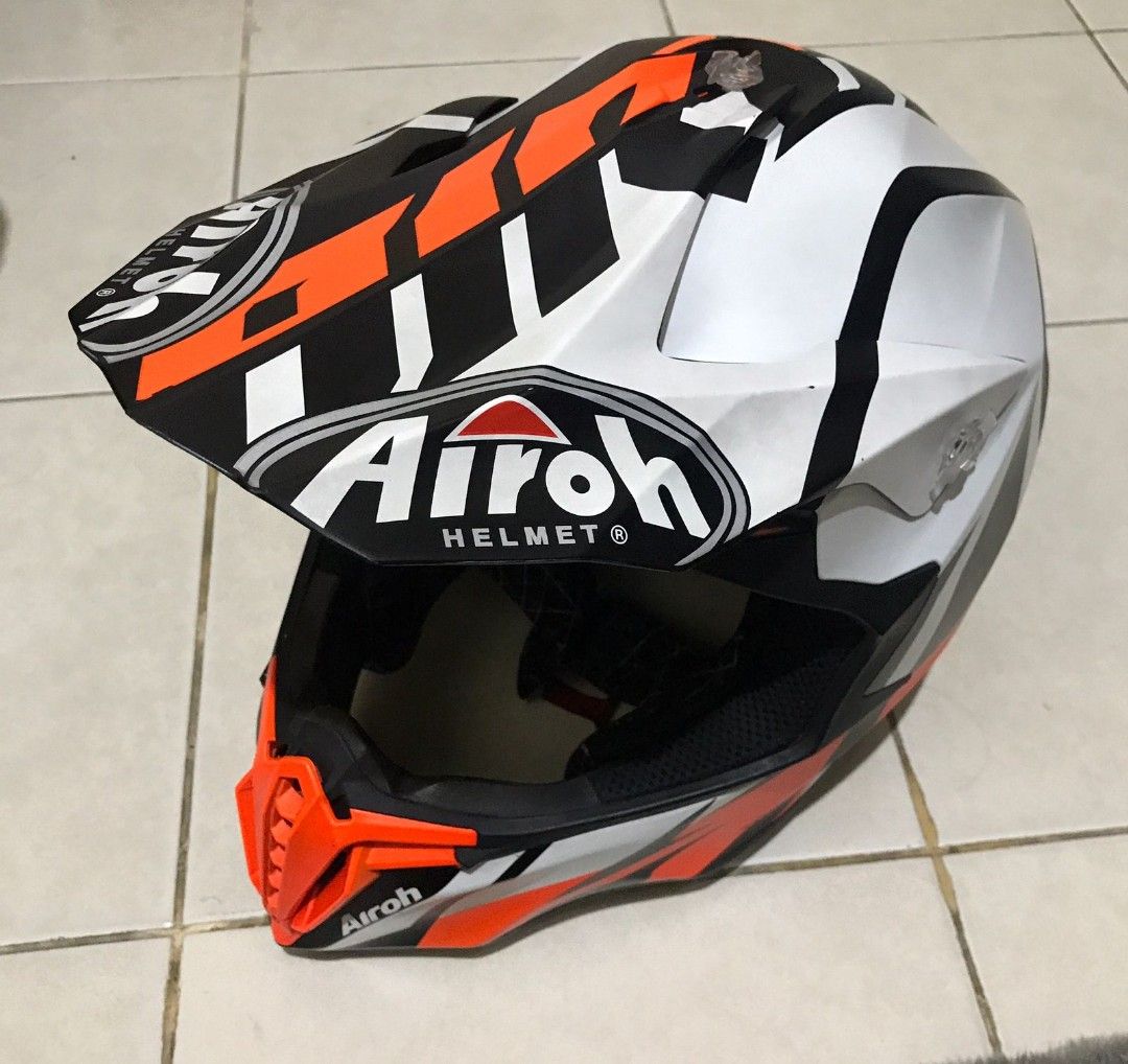 Airoh helm cross discount
