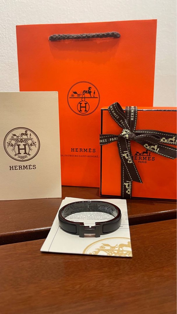 Hermès Clic HH So Black bracelet, Luxury, Accessories on Carousell