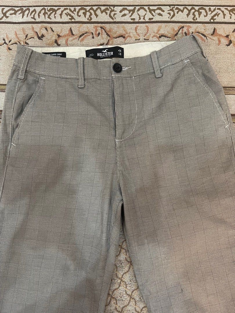 Hollister taper deals pants