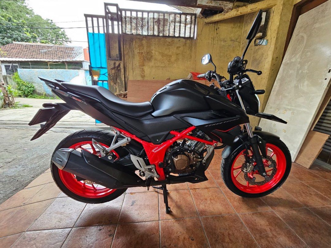 Honda Cb150R 2019, Motor di Carousell