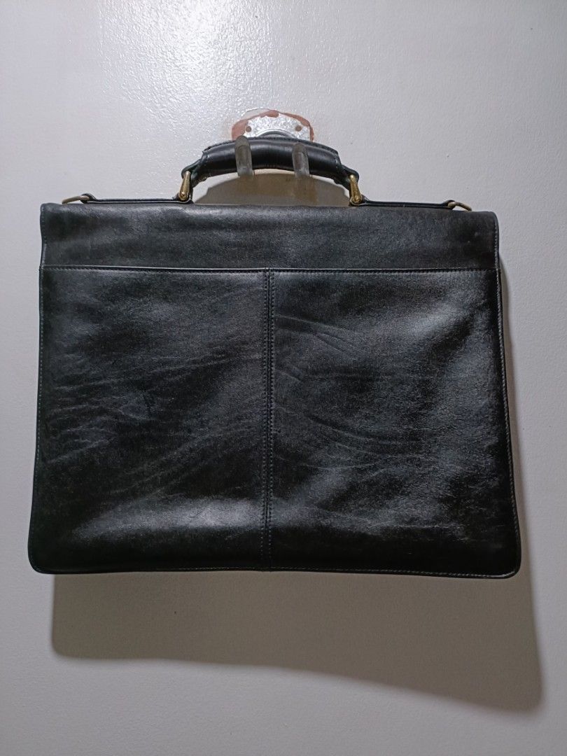 Japan Black leather briefcase w lock lightly used, Men's Fashion, Bags