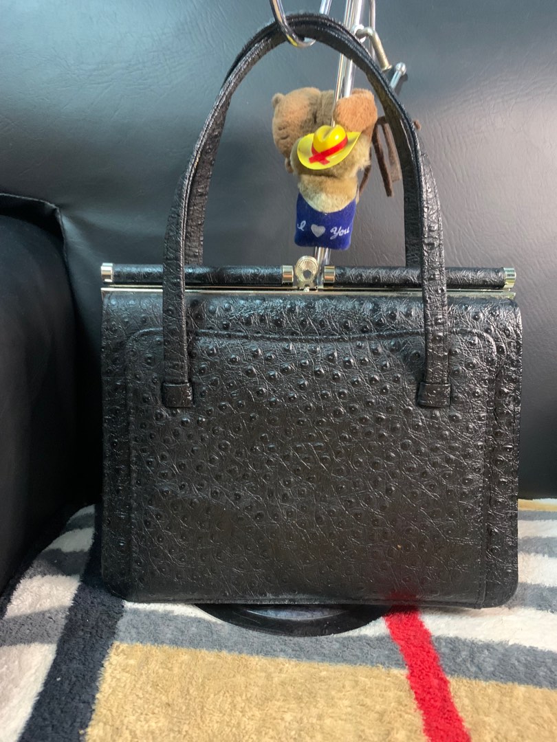 Japan genuine ostrich leather kisslock handbag, Women's Fashion, Bags ...