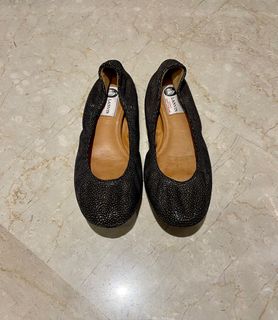 Nicholas kirkwood hotsell flats sale