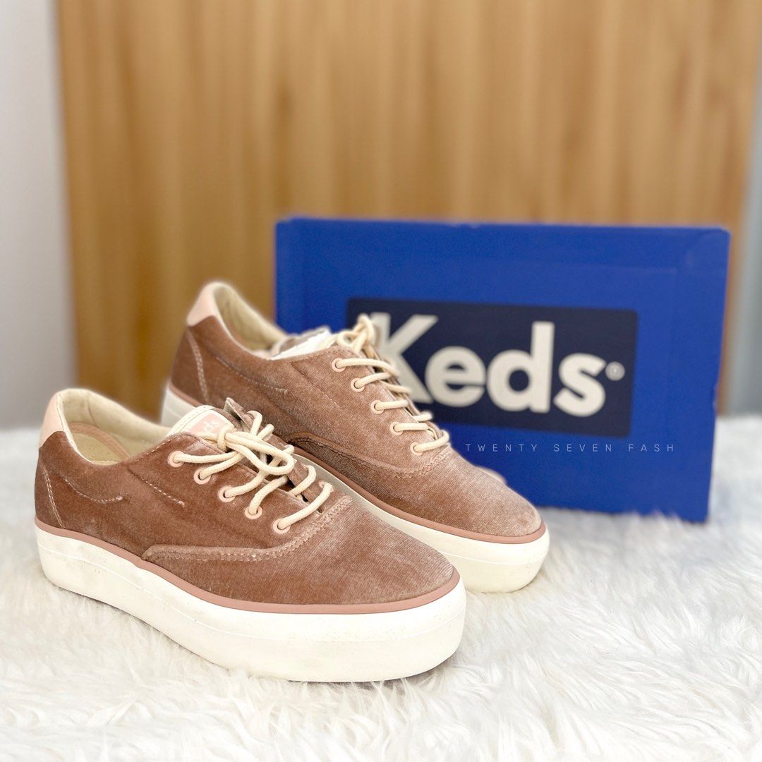 Keds rise velvet hot sale