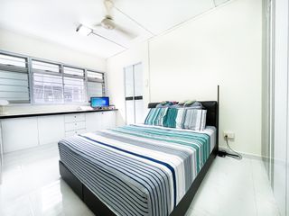 Large 4 room @ Tiong Bahru 123 Kim Tian Road