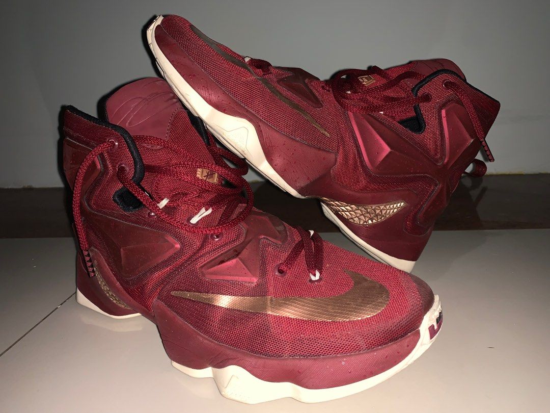 Lebron 13 maroon online