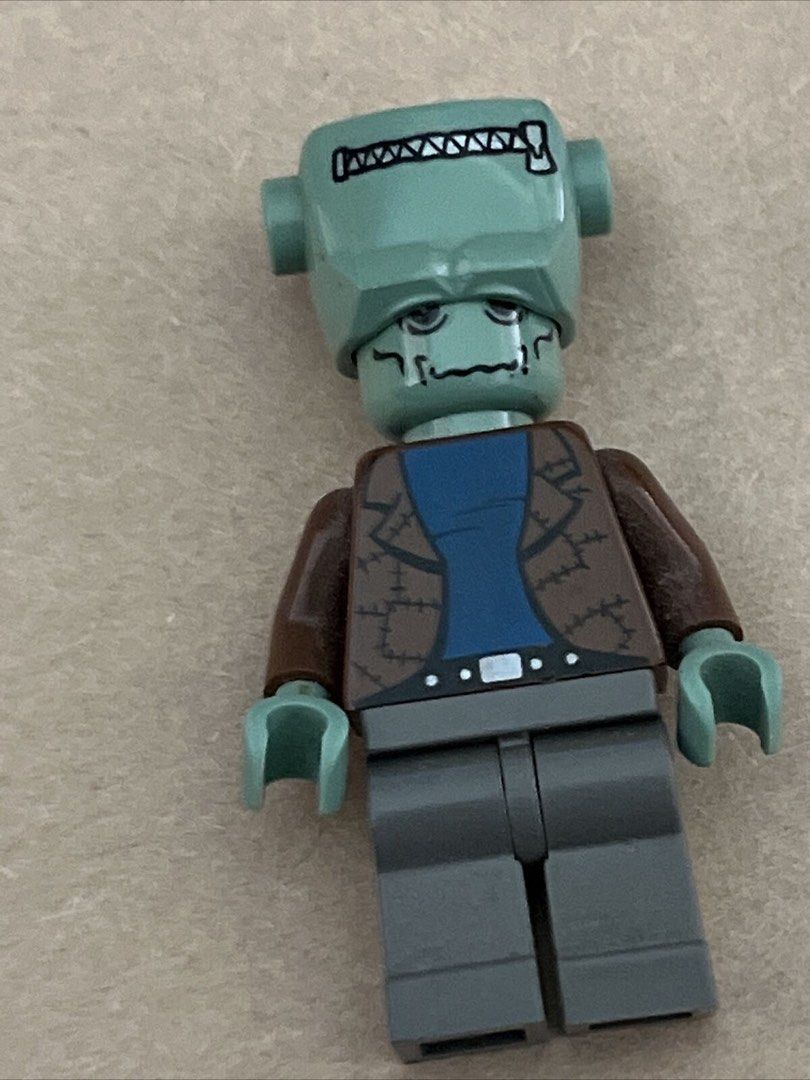 LEGO 1382 Studio Scary Laboratory Frankenstein Carousell