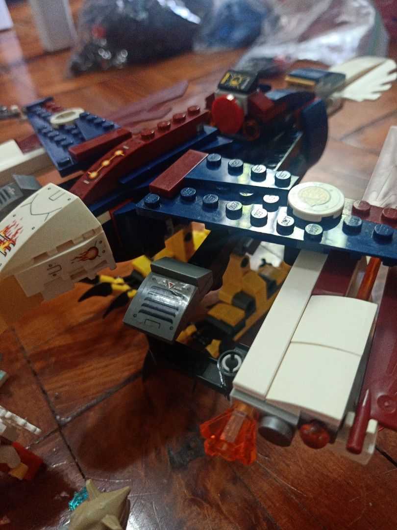 Lego Chima (Category: Lego & Building Sets) located in Rizal. Submitted by bien_aime (Listing ID 1233958249, Image 3). Description: only manual.. some few missing complete minifigs.