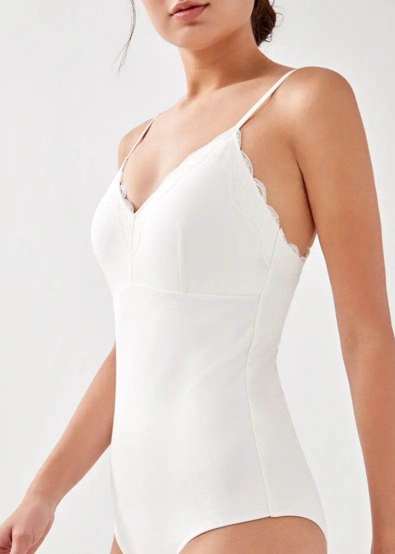 Love Bonito Amalthea Padded Lace Trim Bodysuit in White (BNWT, XS