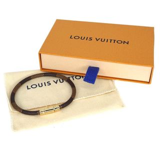 (Category: ) located in . Submitted by shop.randomfinds (Listing ID 1233910127, Image 1). Description: .