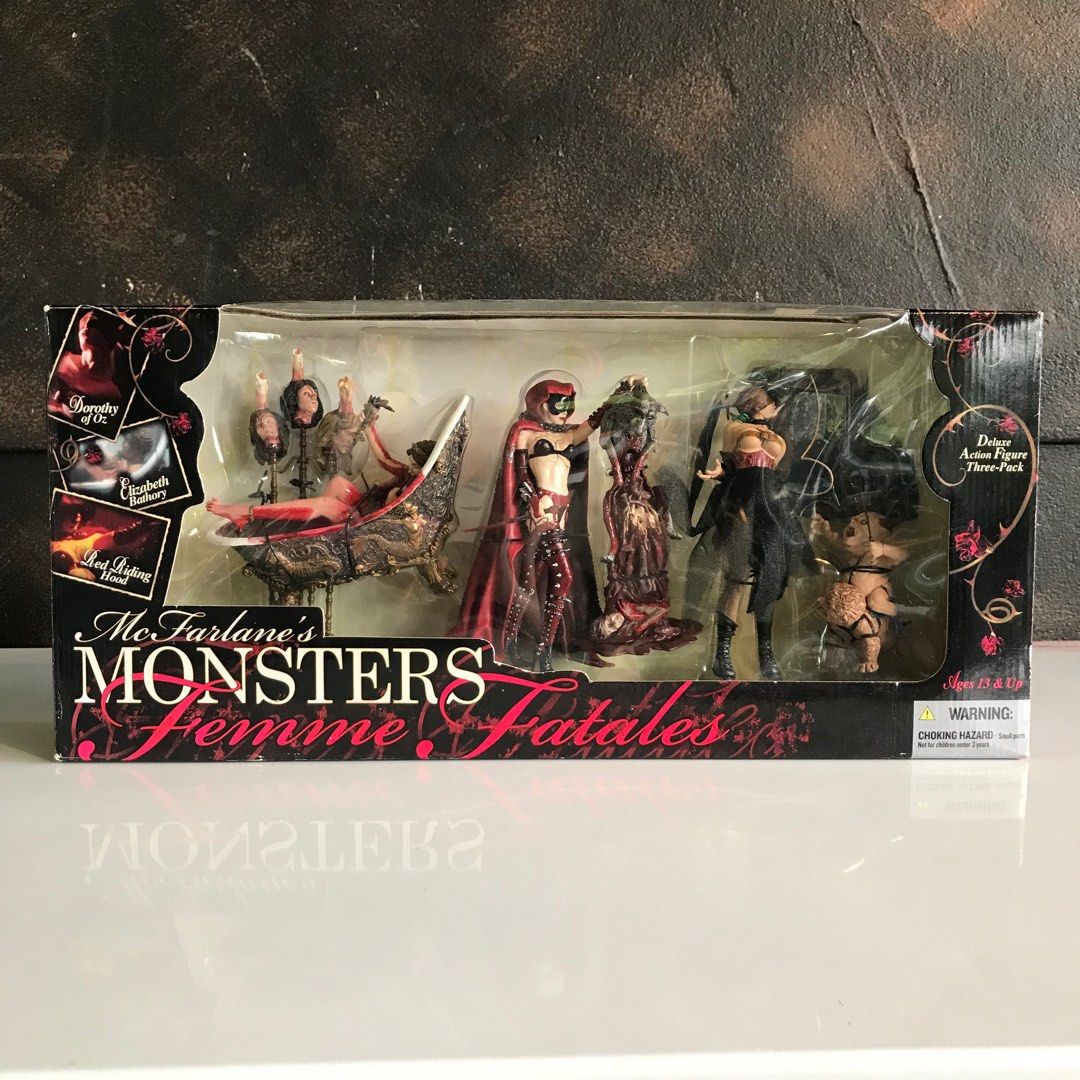 Mcfarlane toys elizabeth store bathory