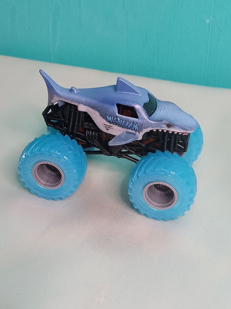 "MEGALODON" Monster Jam Truck Spin Master, Hobbies & Toys, Toys & Games