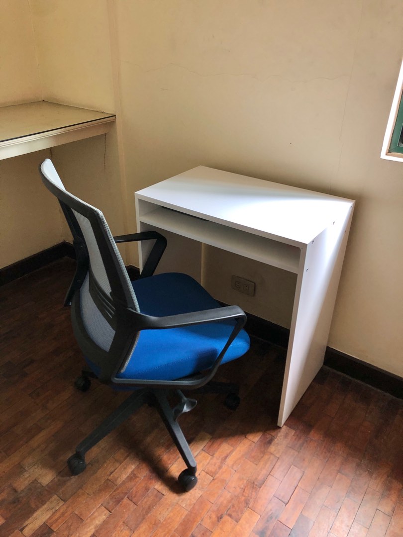 Minimalist Work Desk on Carousell