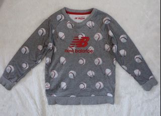 New balance crewneck