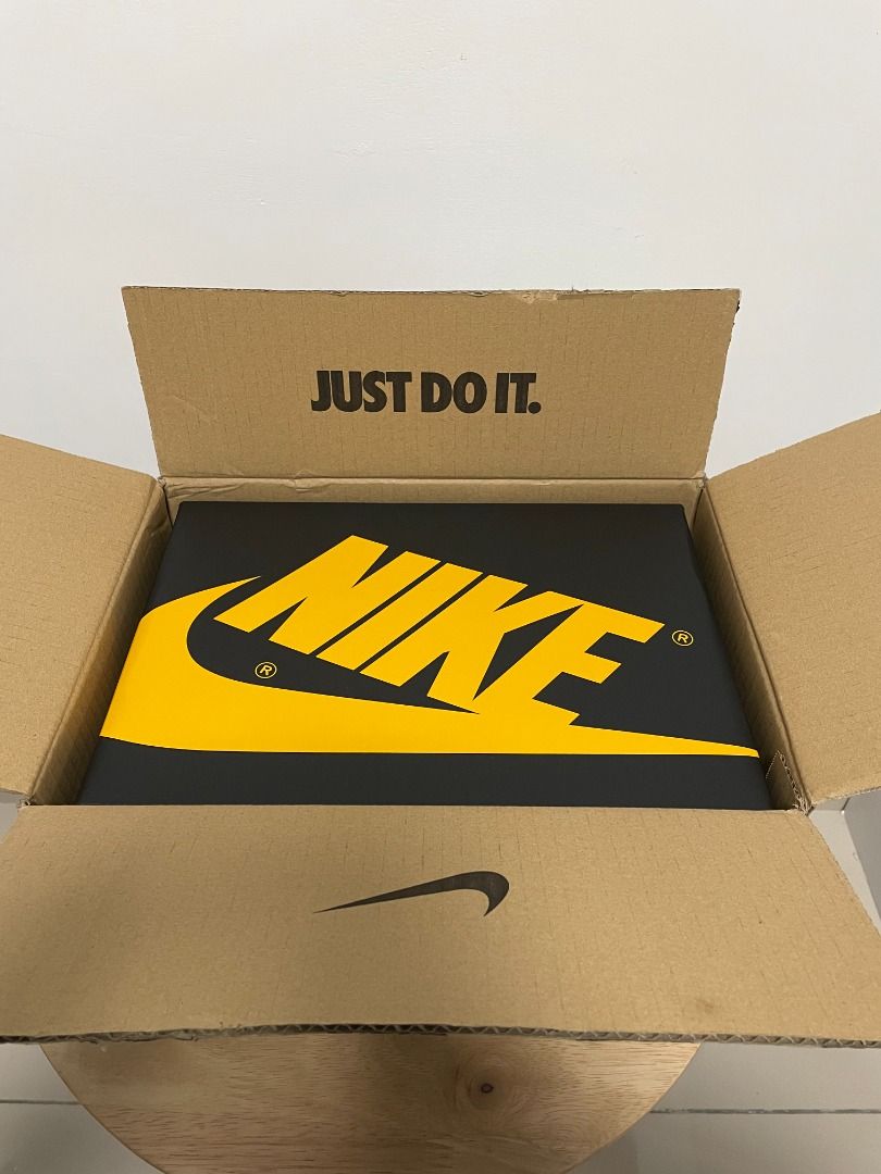 NIKE AIR JORDAN 1 POLLEN, Men's Fashion, Footwear, Casual shoes on