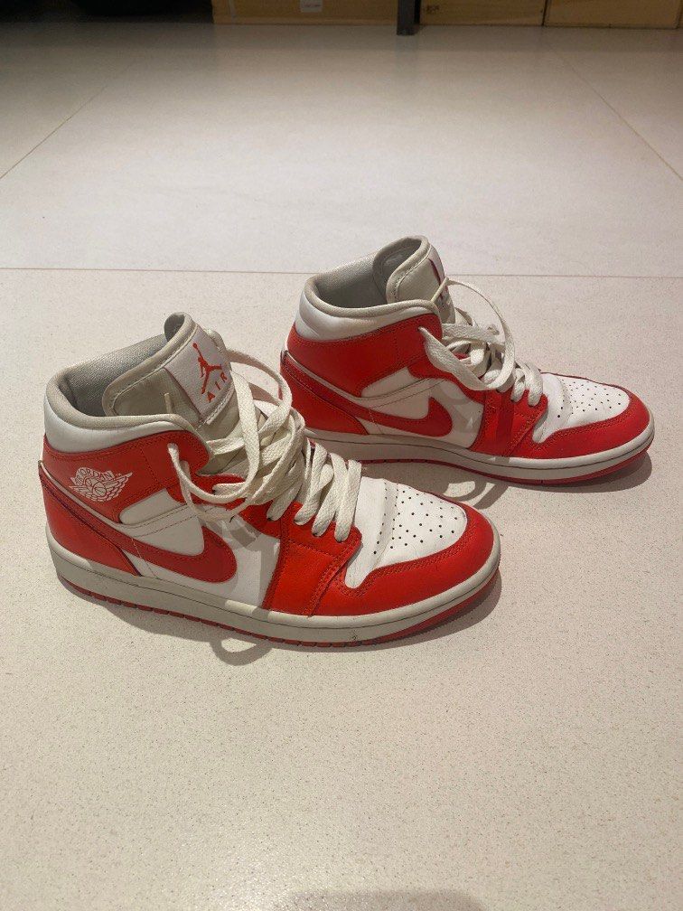 Red and white outlet air jordan retro 1