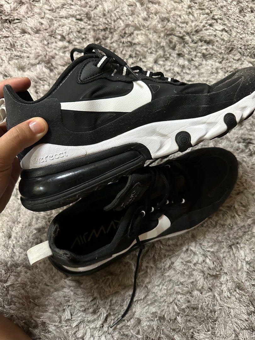 are 270 react running shoes