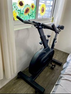 OVICX Q200 Spin Bike (Magnetic Indoor spinning/cycling bike)