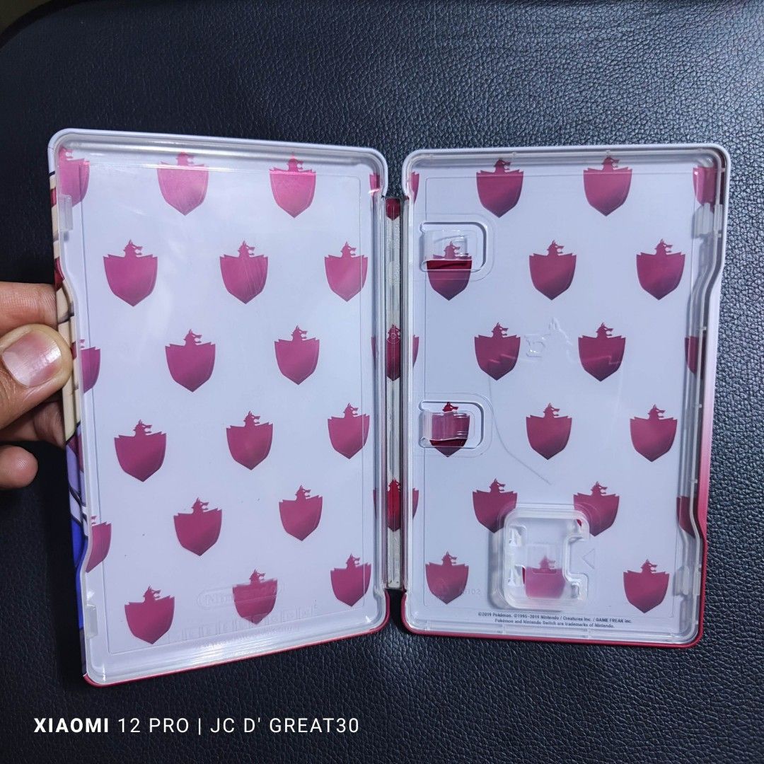 Pokémon Shield Steel Case (Category: Nintendo) located in Quezon City. Submitted by shopme_gadget30 (Listing ID 1233916901, Image 3). Description: kindly read the details first for sale fixed price good condition steel case for collectors item only qc area meet up: sm north shipping fee must shoulder by the buyer via lalamove or grab payment: bdo/gcash shopēé lïñk ⬇️ ⬇️ https://shope.ee/fueSWggTn happy gaming everyone.