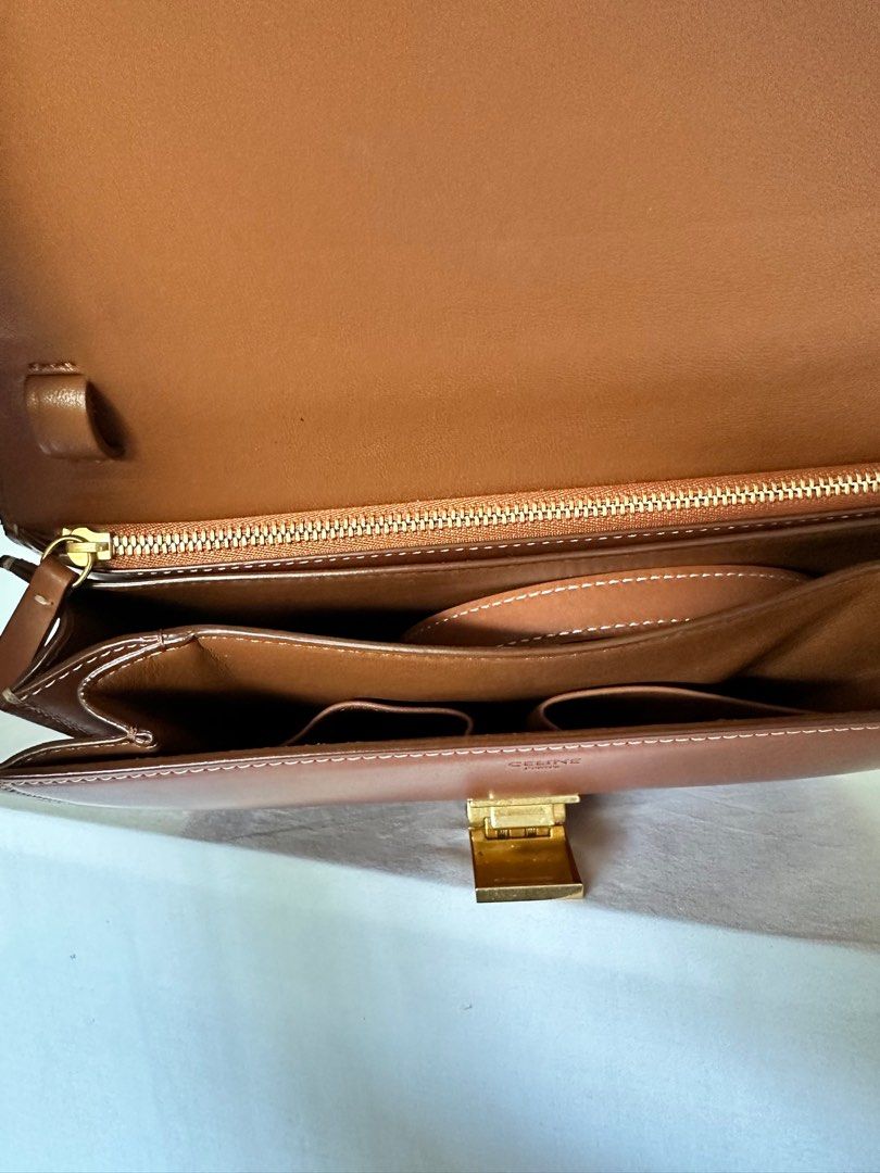 Preloved Celine Box Bag Medium Luxury Bags Wallets on Carousell
